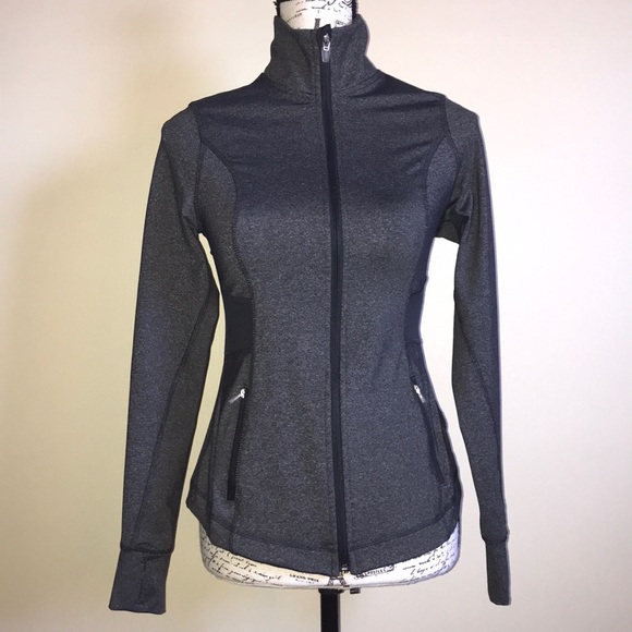 💕NWOT💕OLD NAVY COMPRESSION RUN JACKET - Picture 1 of 10